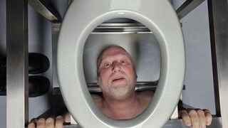 Toilet Trash