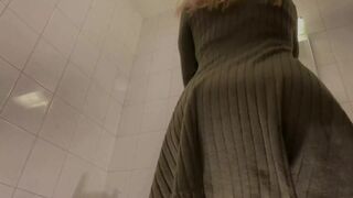 Fucking in a Toilet with Sluttyshanna