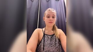 Stranger girl extreme public masturbate in mall