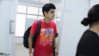 My Tenant Seems Very Nice to Me, I Get Very Horny Until I Fuck Him Creampie - in Spanish