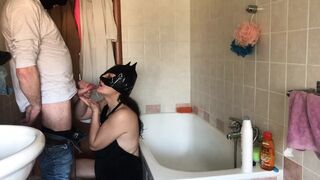 A very hot video message to show him how I make myself cum in my mouth