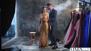 VIXEN – Fashion model Kylie inspires designer in every way