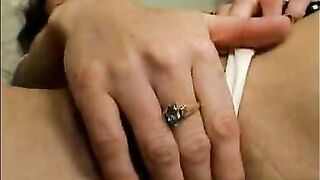 Raunchy Chick  Liza Harper Masturbating All-Natural Twat 