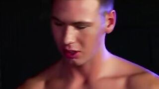 Hot gay threesome steaming up with guys wanting cock