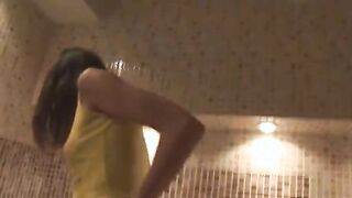 hot view peeing on the toilet