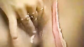 Pussy Fingering Squirter