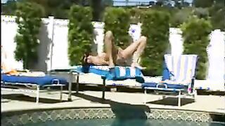 Cytherea Pussy Squirting Into The Pool