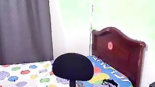 Busty fat ass latina milf rubs her pussy and fingers