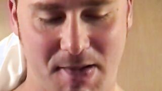Muscled twink rubs his thick dick