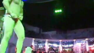 Slutty sexy blonde loves huge dancing cock
