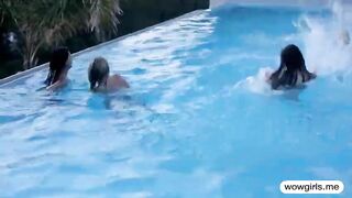 Four lesbian girls pleasuring each other