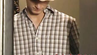 Bareback loving twink sucks thick dong