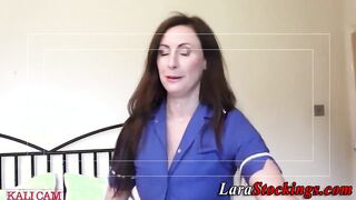 Mature lesbian fingers nurse