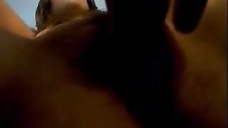 Sexy tight teen babe uses hitachi to orgasm on cam
