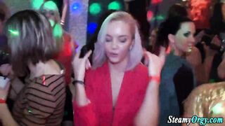 Dirty amateur bitch sucks