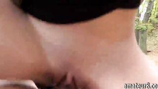 Amateur European girl pussy fucked in the park for cash