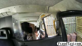 Real amateur passenger sucks off and fucked by fraud driver