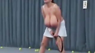 Sexy Titanic Titted BBW Bounces!