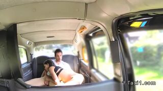 Spanish couple fuck in fake taxi
