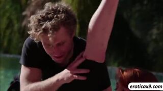 Gwen and her lover get into a steamy sex at home