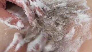Blonde Slut Kaylee Jewel Has Her Cunt Washed By Lover