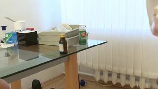 Brunette Gets Cum Sprayed On The Face By Doctor