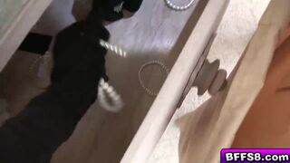 Hot But Stupid Burglars Are Fun To Watch