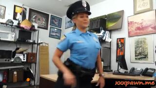 Police officer pounded by nasty pawn guy in the backroom