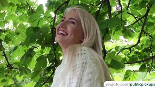 An intense amateur outdoor sex with hot teen Aisha for cash
