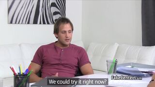 Female agent fucks dude on casting