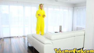 A Wild Pikahoe Appears! First PokemonGo XXX scene!