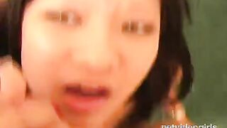 Lusty Babe Gets Wad Facial