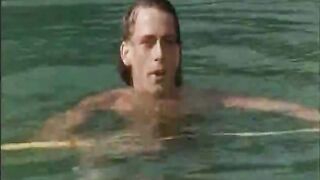 Stunning Phoebe Cates Does Sexy Session Outside
