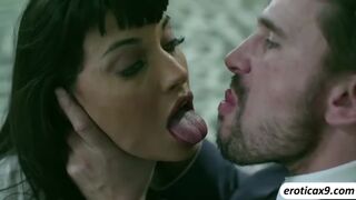 Mercedes Carrera loves hardcore sex