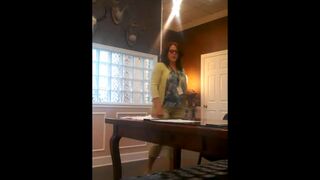 Hidden cam catches a slutty mature lady sucking a dick