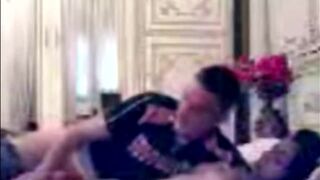 Arab couple turns sensual foreplay into awesome sex