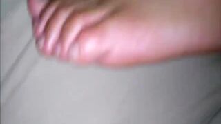I had to jerk off and cum on her sexy feet