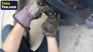 Brunette slut big ass shaved pussy car blowjob