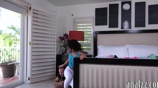 Cute amateur gf ass banged by throbbing cock on the bed