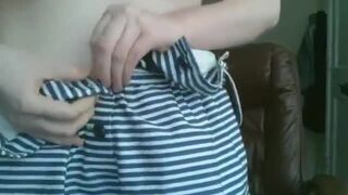 Teen BBW loves to mastrubate on webcam