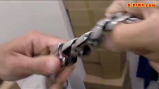 Pretty amateur babe gets pussy pounded in pawnshops toilet