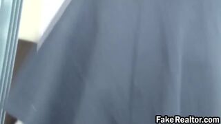 Lucky guy fucks Penelope an amazing real estate agent