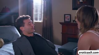 Pretty hot babe Harley Jade fucks for enormous cash