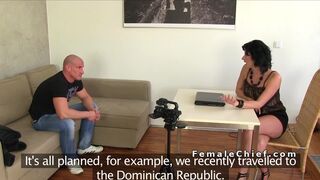 Dark haired agent fucks big dick