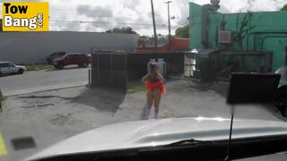 Shameless brunette vixen gets pussy terrorized by stranger's hard dick