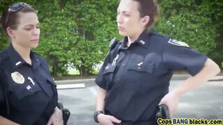 Criminal runs from the police and gets caught in a dirty proposal