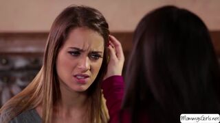 Super hot lesbian Mercedes Carrera and teen Uma Jolie eats each others pussy in 69