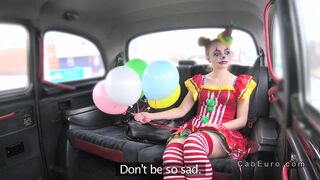 Cheated girlfriend bangs in fake taxi for revenge