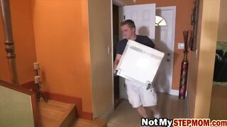 Lovely real big boobs stepmom invites big cock stepson in her bedroom