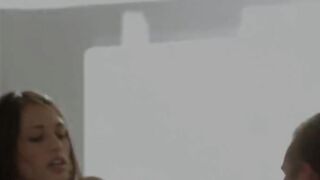 tight darkhair getting realy hard fuck